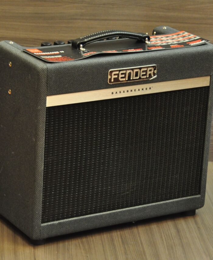 Fender Bassbreaker 15