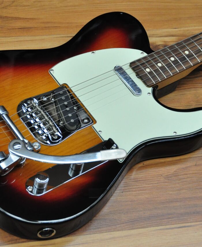 Fender Vintera 60 Telecaster Bigsby 3 Color Sunburst