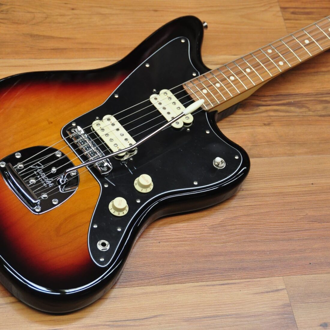 Fender Player Jazzmaster 3 Color Sunburst,