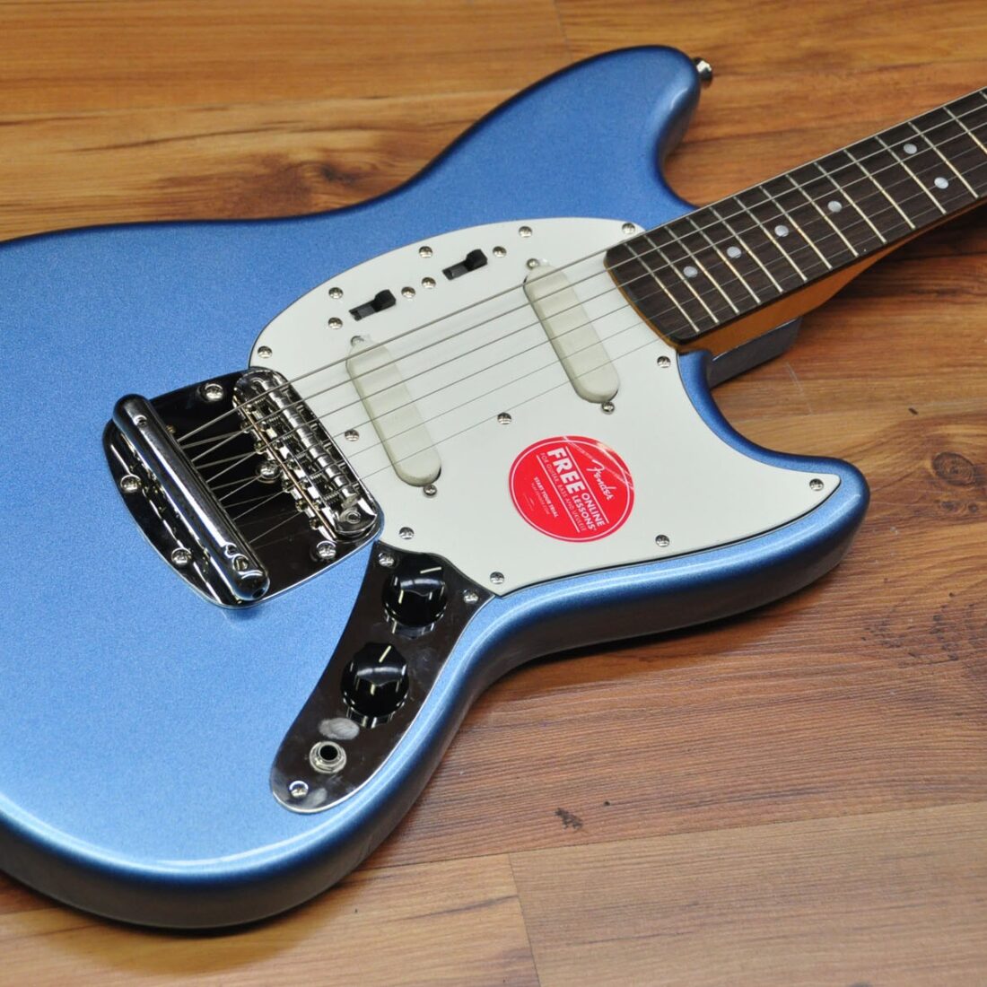 Squier FSR Classic Vibe 60s Mustang Lake Placid Blue