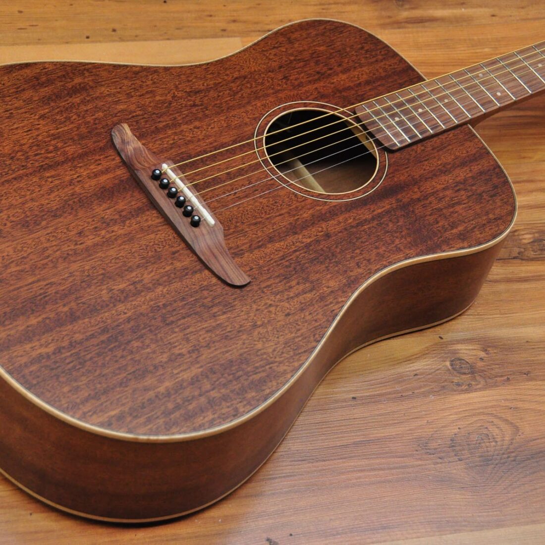 Fender Redondo Special Mahogany