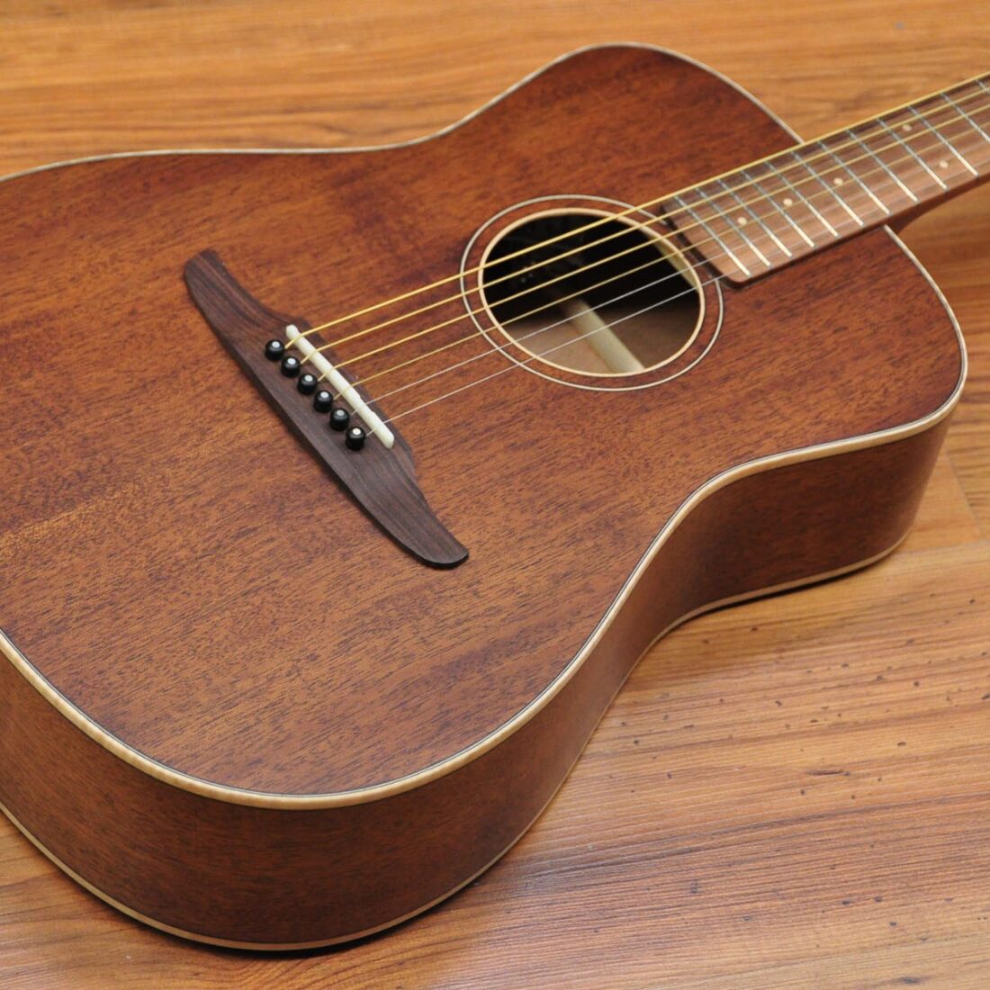 Fender Malibu Special MAHOGANY PF