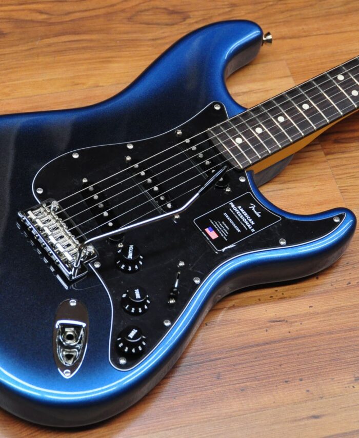 Fender American Pro II Stratocaster Dark Night