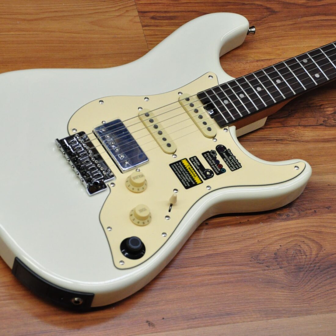 Mooer GTRS Guitars Standard 800 Vintage White