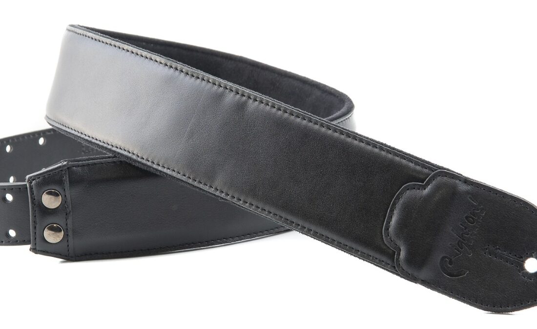 RIGHT ON Leathercraft Vintage Black