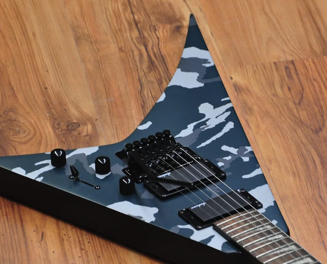 Jackson X Series Rhoads RRX24 Black Camo